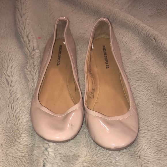🎉4 for $20 Mossimo Ballet Flats, size 6 - Picture 1 of 7